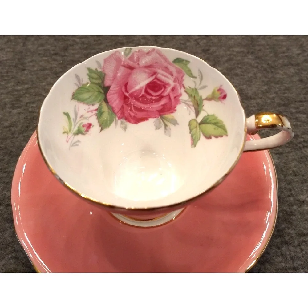 Aynsley Teacup & Saucer Pink Cabbage Rose Corset Bone China Gold Gilt‎ England